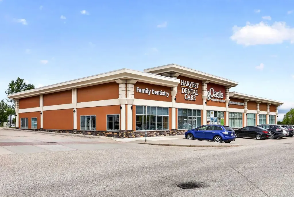 7 Harvest Gold Manor NE Calgary AB T3K 4Y3