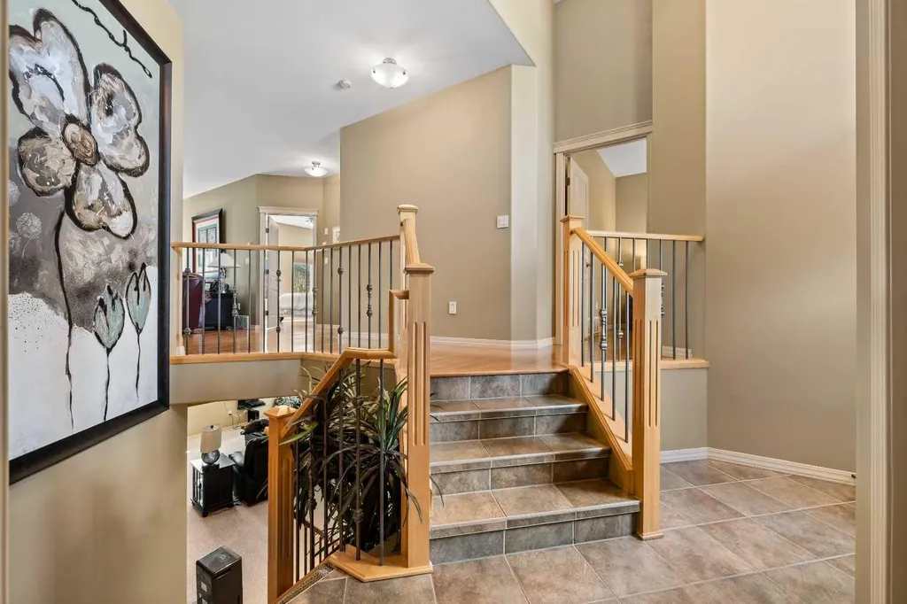 2201 59a Avenue Close Lloydminster AB T9V 3J3