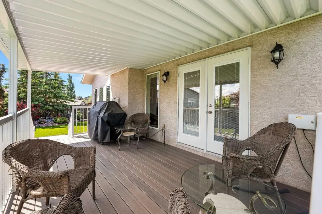 2201 59a Avenue Close Lloydminster AB T9V 3J3
