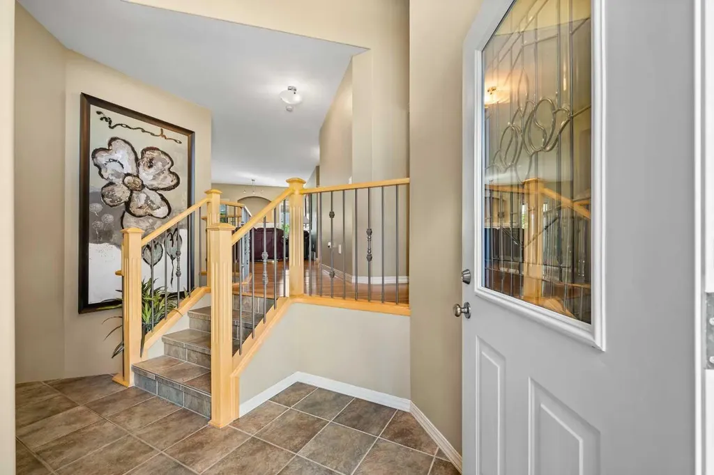 2201 59a Avenue Close Lloydminster AB T9V 3J3