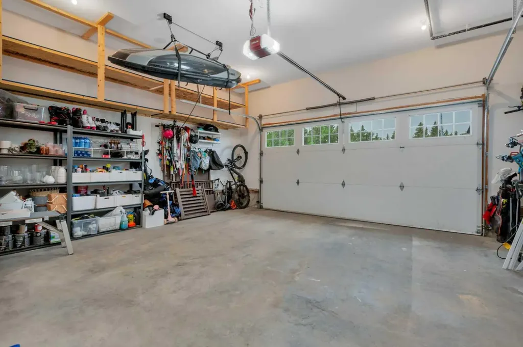 7201 61 Street Rocky Mountain House AB T4T 0A3