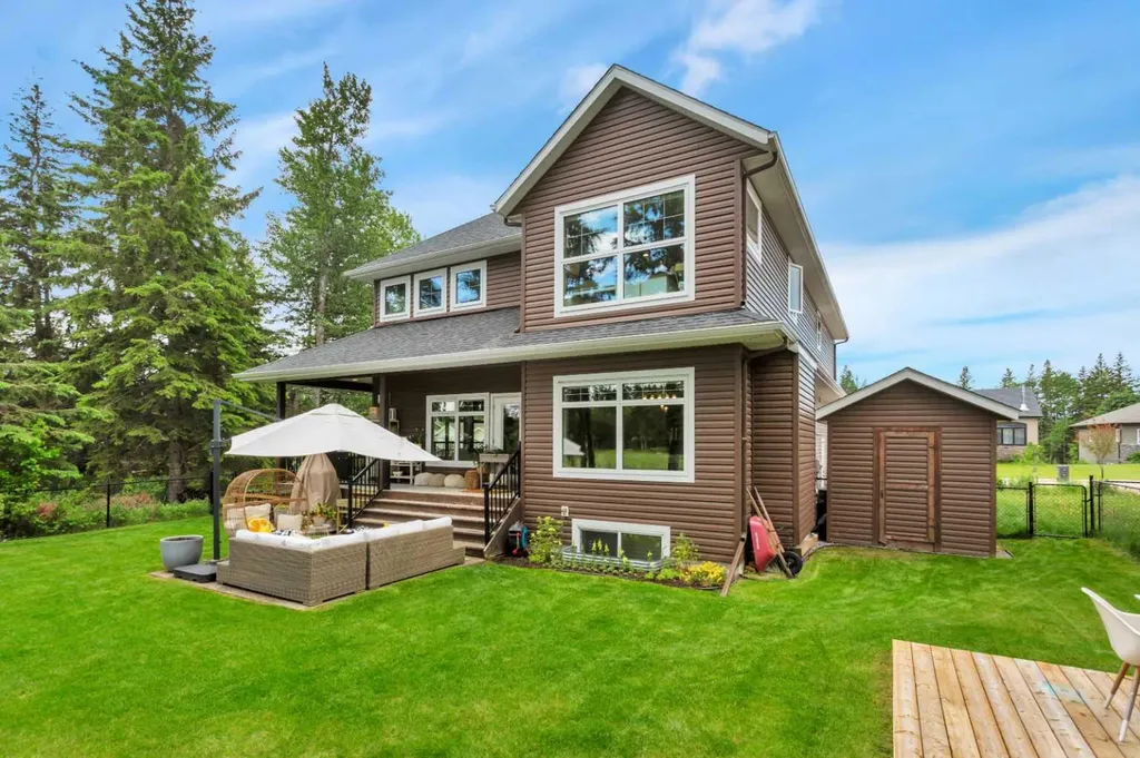 7201 61 Street Rocky Mountain House AB T4T 0A3