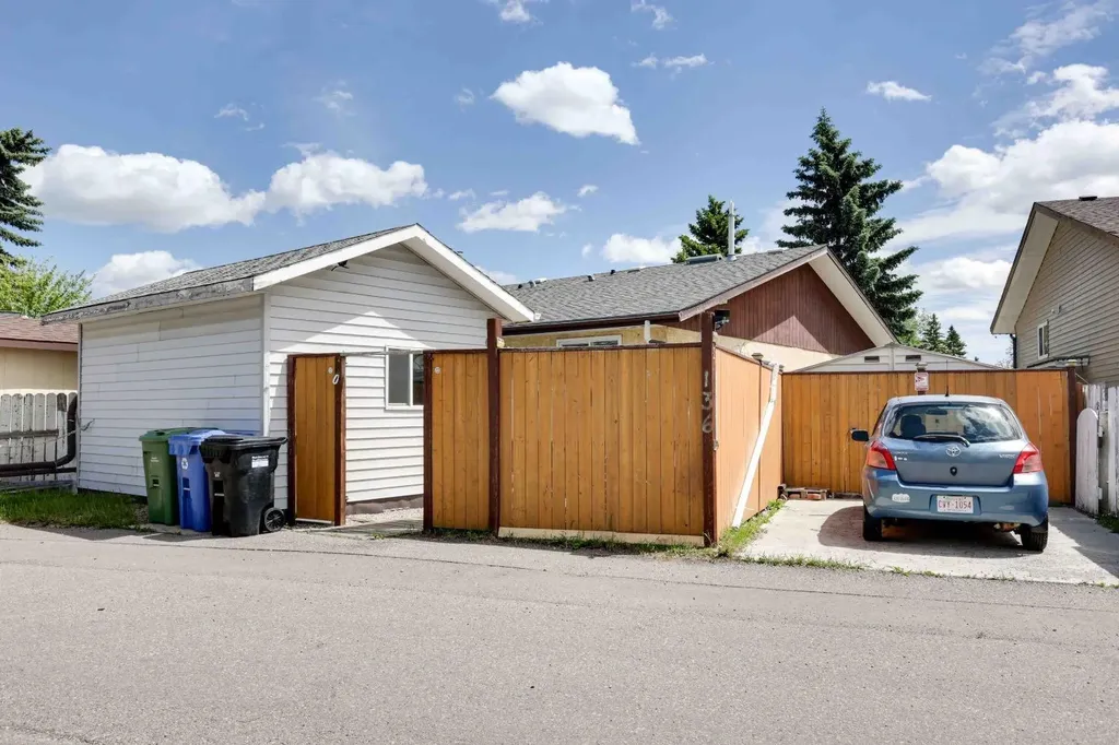 136 Abalone Place NE Calgary AB T2A 6N1