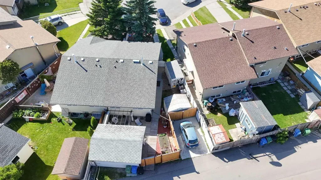 136 Abalone Place NE Calgary AB T2A 6N1