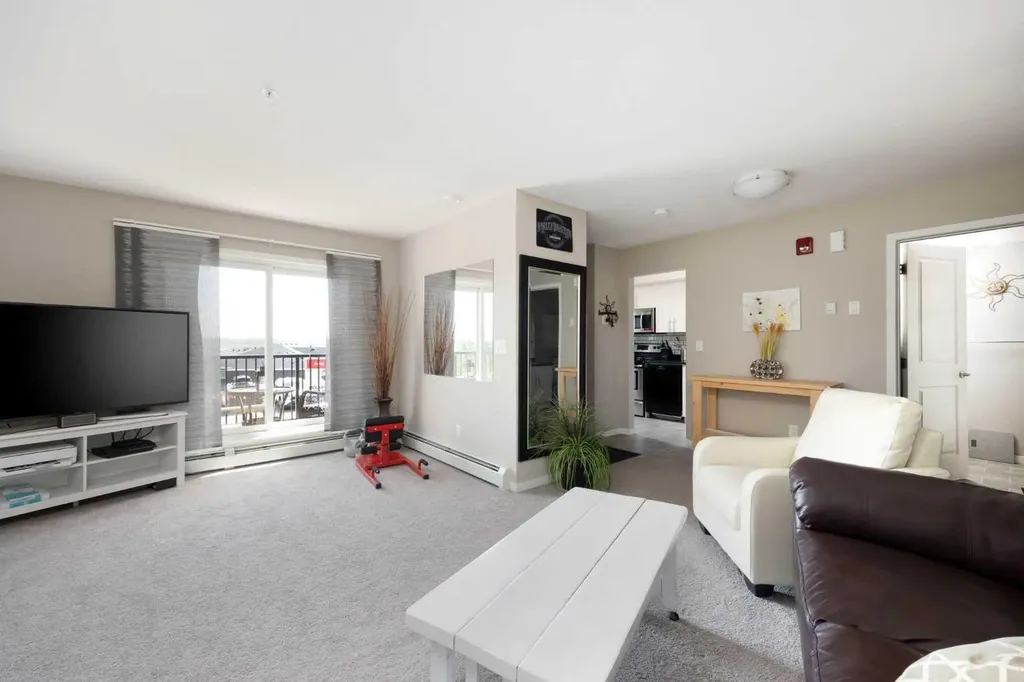 201 Abasand Drive Fort Mcmurray AB T9J1L6