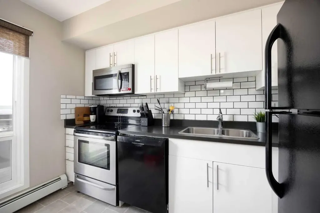 201 Abasand Drive Fort Mcmurray AB T9J1L6