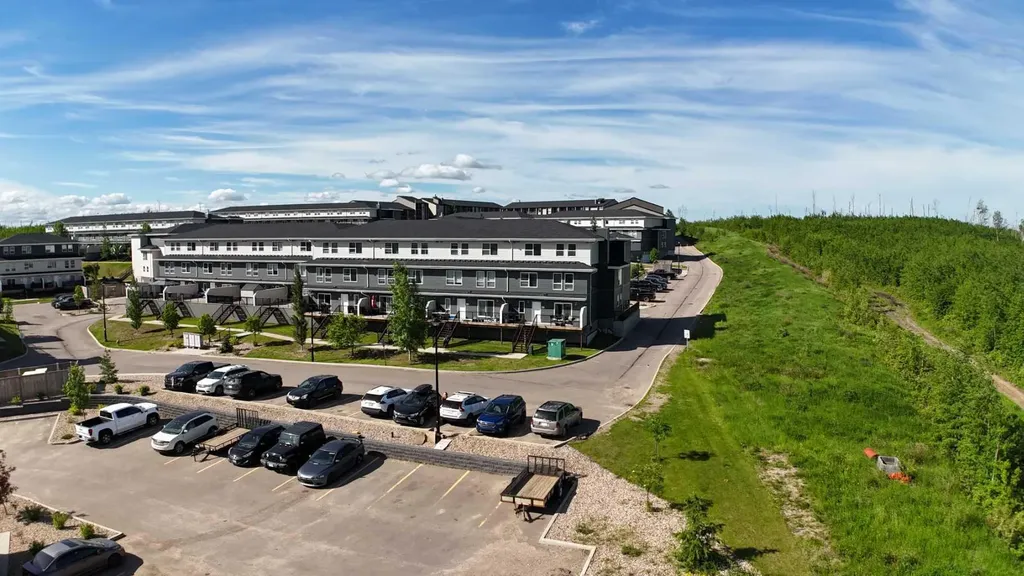 201 Abasand Drive Fort Mcmurray AB T9J1L6