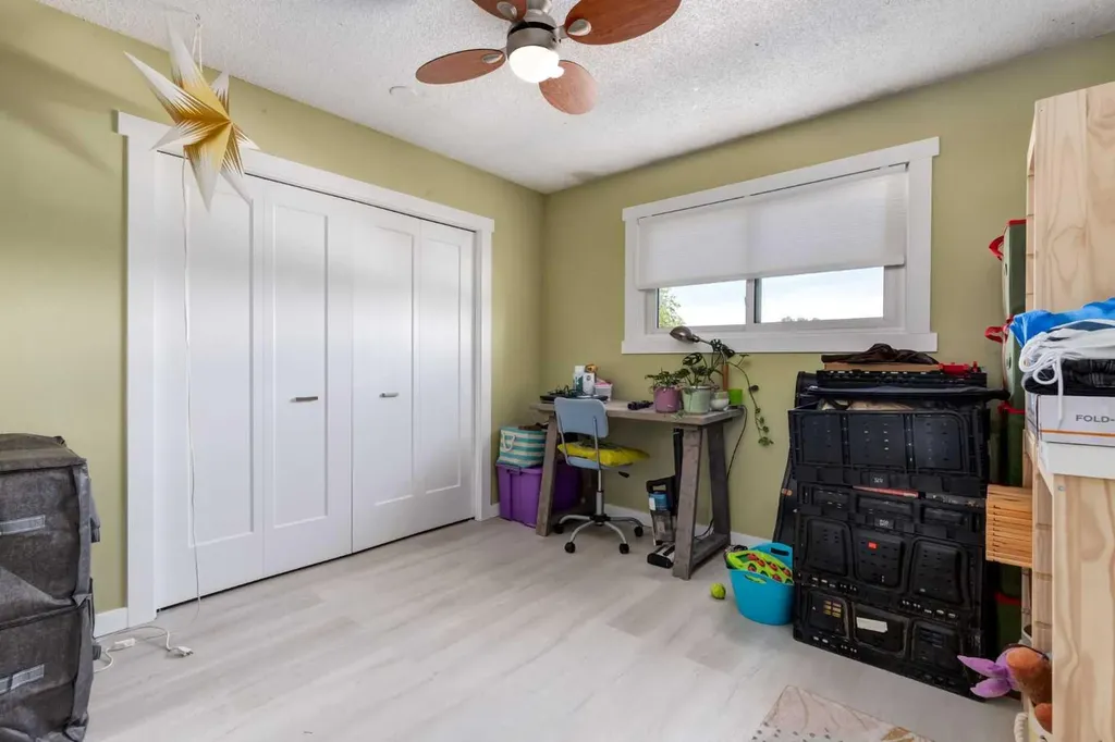 259 Shawmeadows Road SW Calgary AB T2Y 1B6