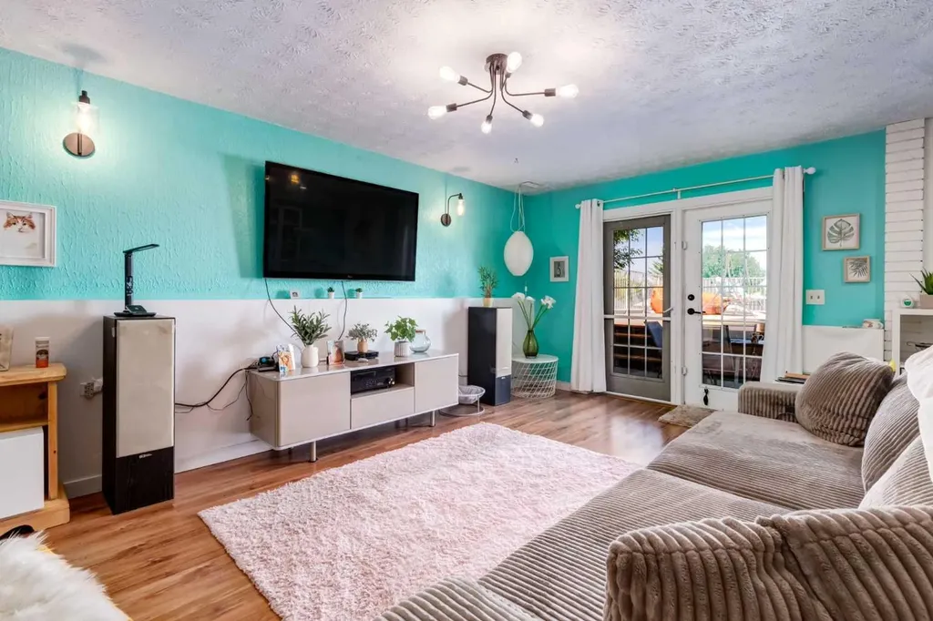 259 Shawmeadows Road SW Calgary AB T2Y 1B6
