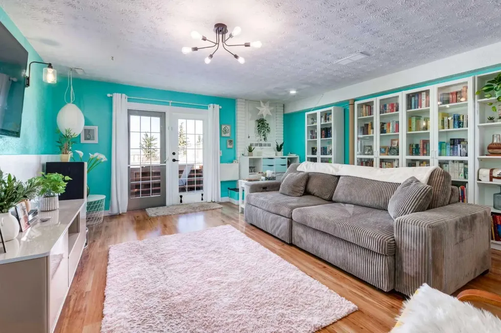 259 Shawmeadows Road SW Calgary AB T2Y 1B6