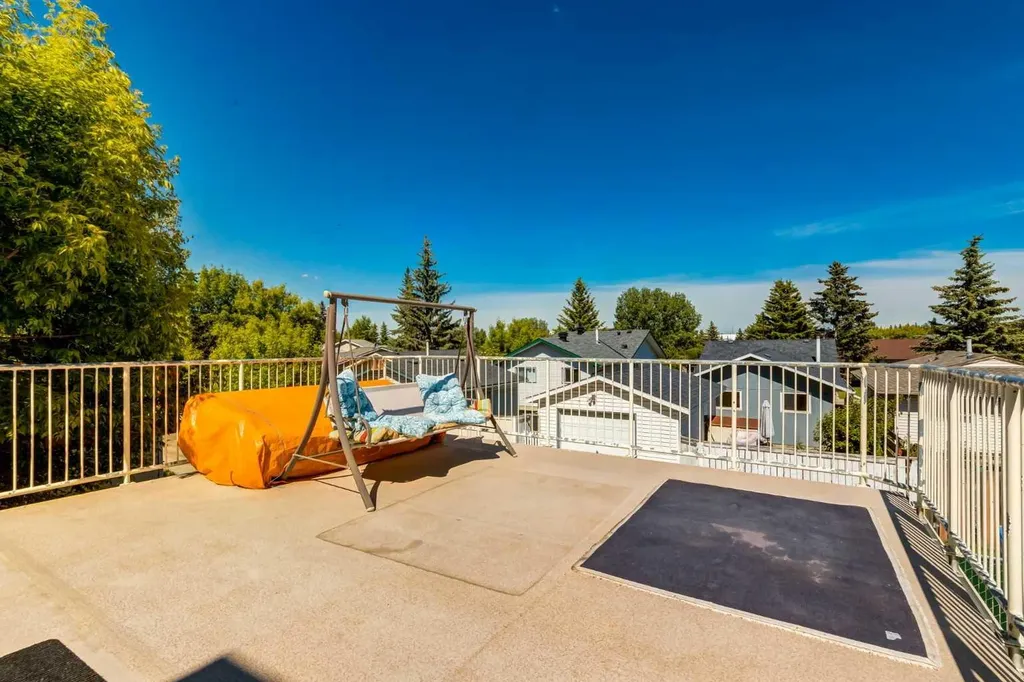 259 Shawmeadows Road SW Calgary AB T2Y 1B6