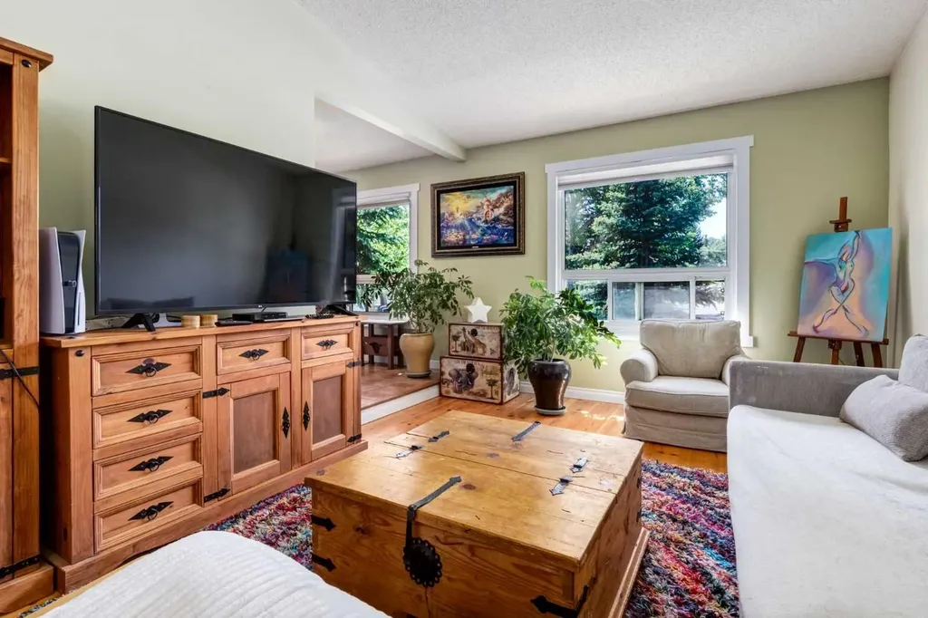259 Shawmeadows Road SW Calgary AB T2Y 1B6