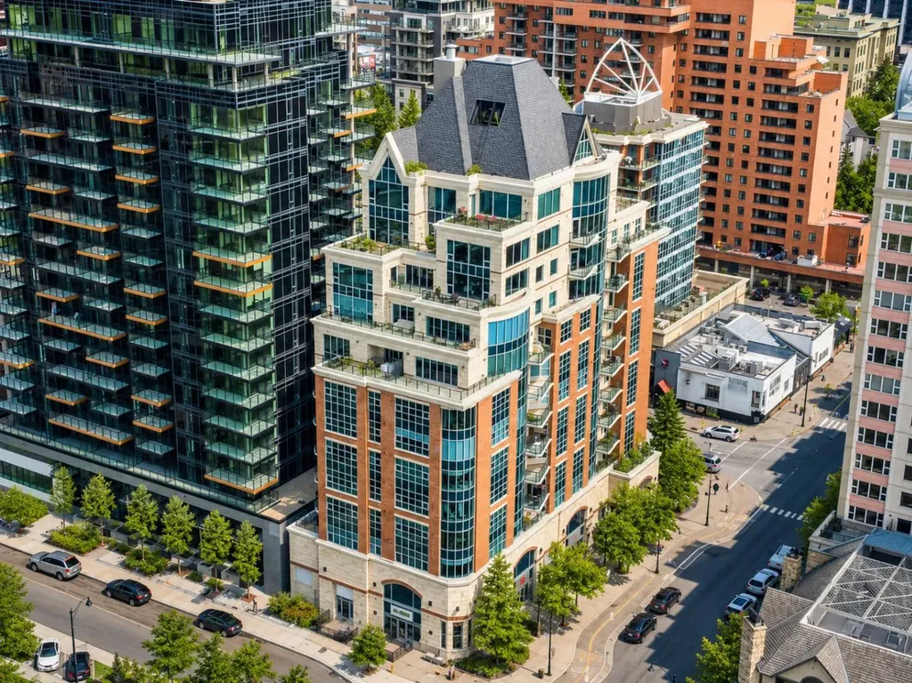 110 7 Street SW Calgary AB T2P 5M9