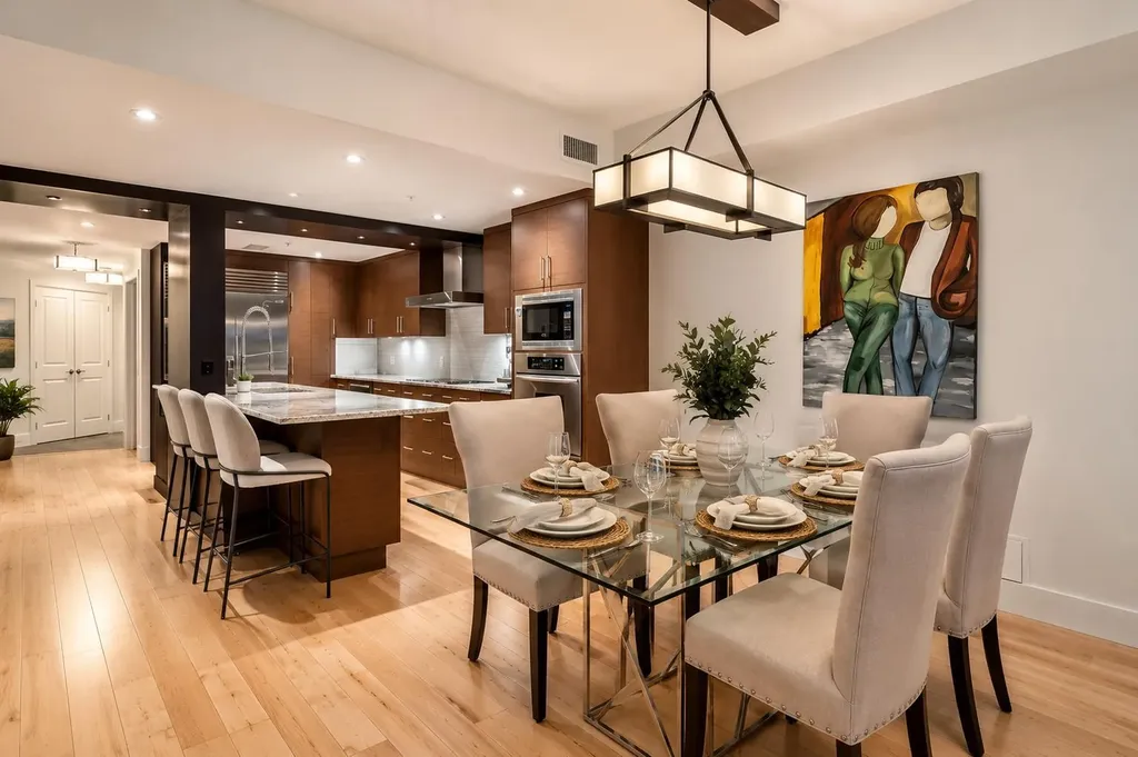 110 7 Street SW Calgary AB T2P 5M9