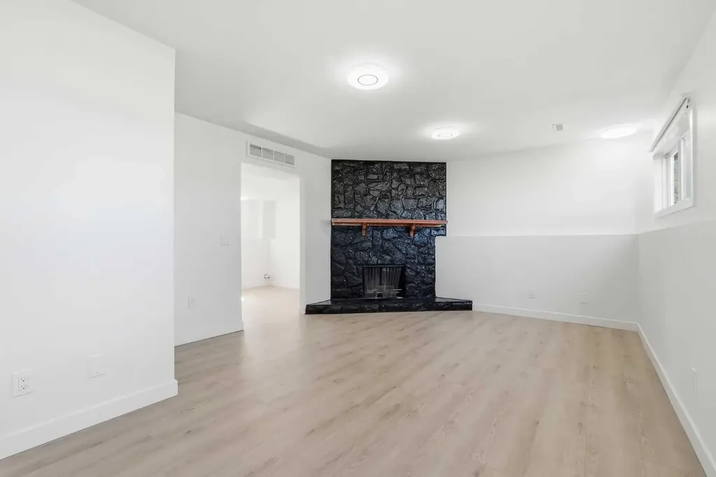 532 Rundleridge Drive NE Calgary AB t1y2k7