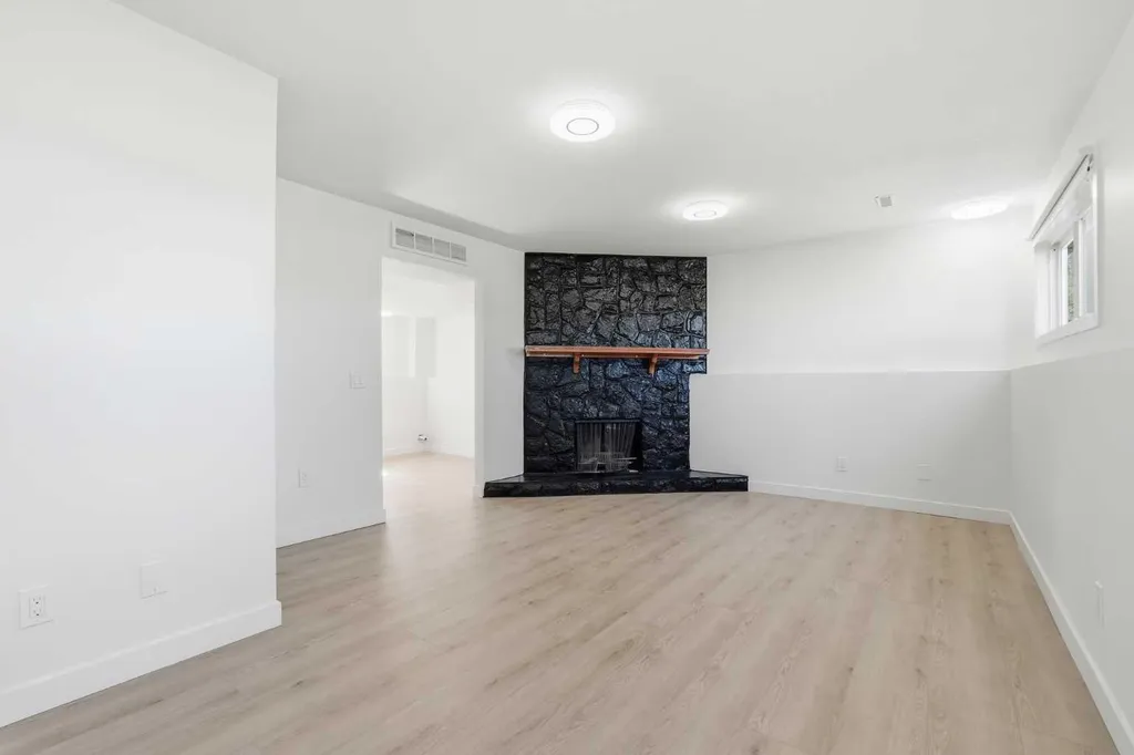 532 Rundleridge Drive NE Calgary AB t1y2k7