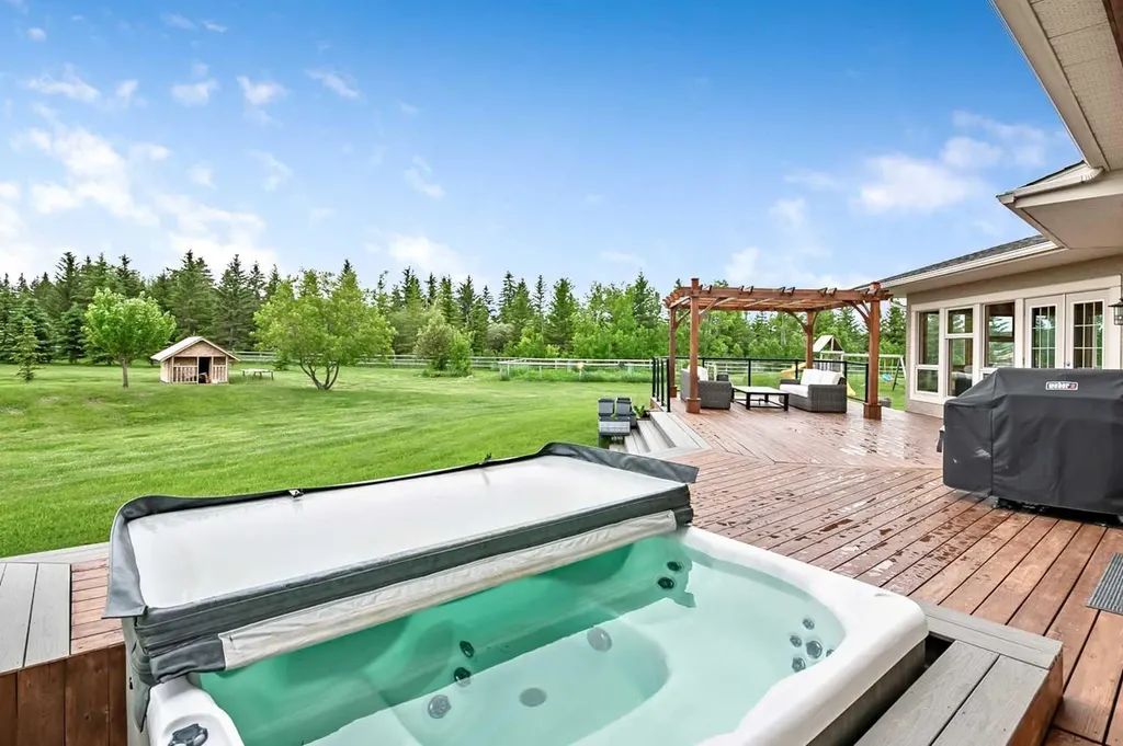 258104 48 Street W Rural Foothills County AB T1S 5V8