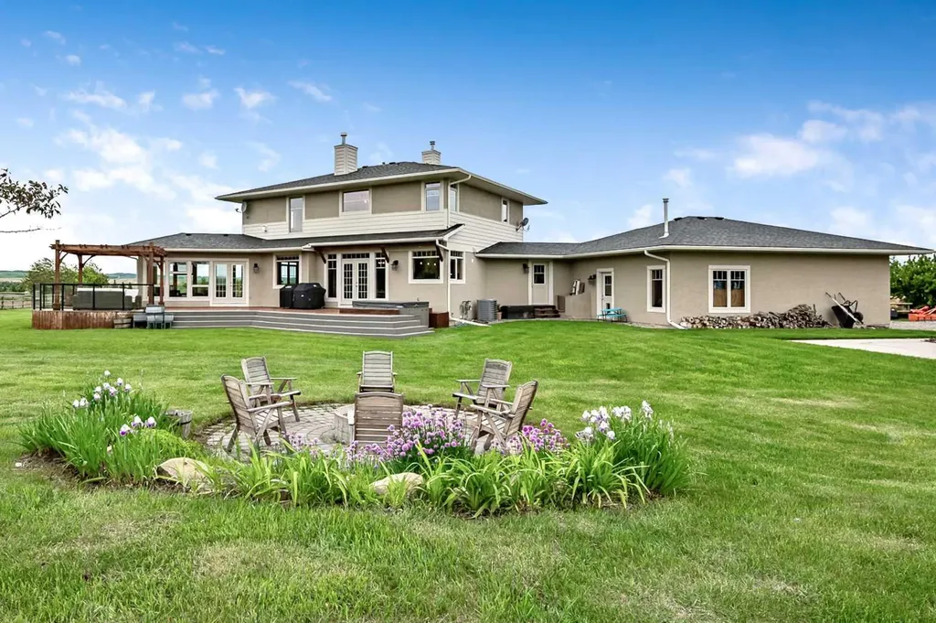 258104 48 Street W Rural Foothills County AB T1S 5V8