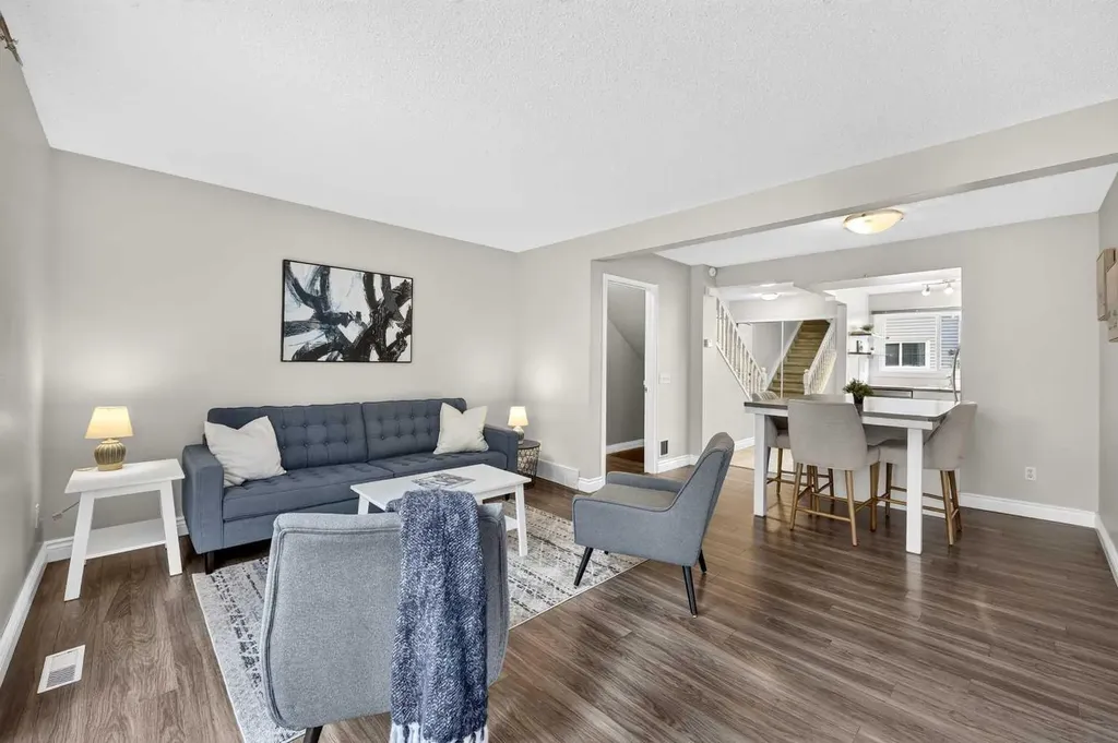 4810 40 Avenue SW Calgary AB T3E 1E5