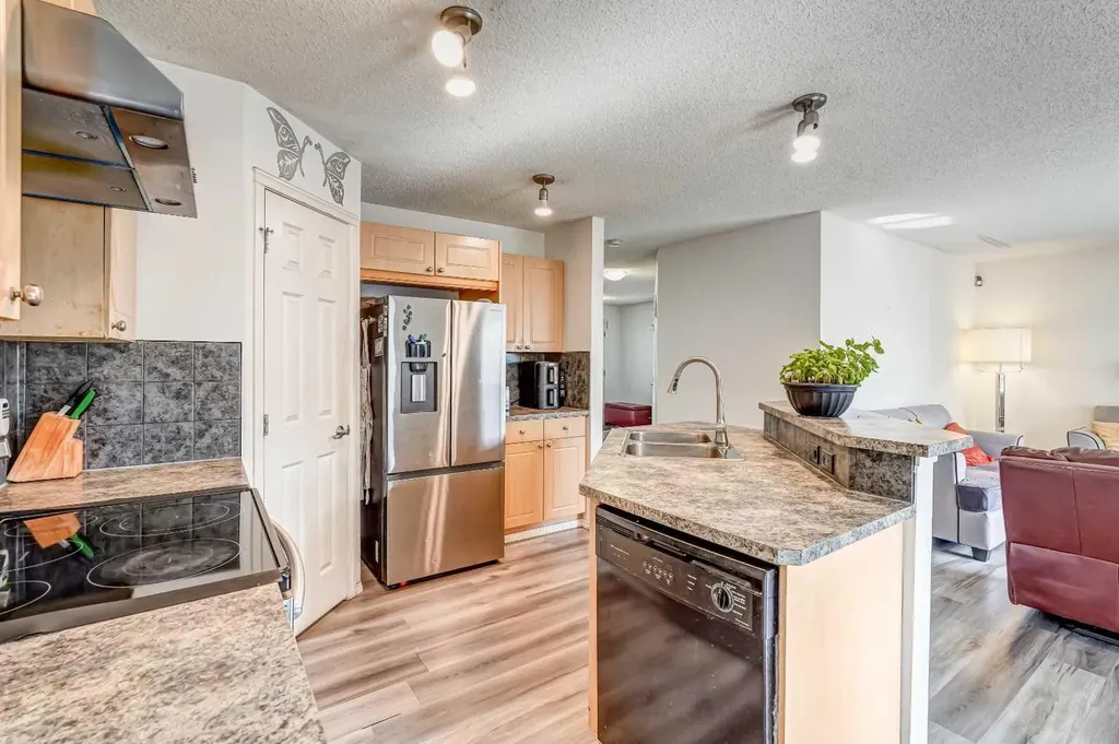 84 Saddletree Close NE Calgary AB T3J5H9