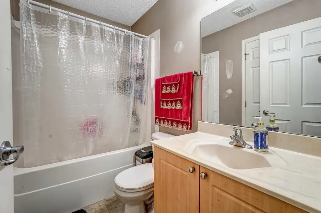 84 Saddletree Close NE Calgary AB T3J5H9