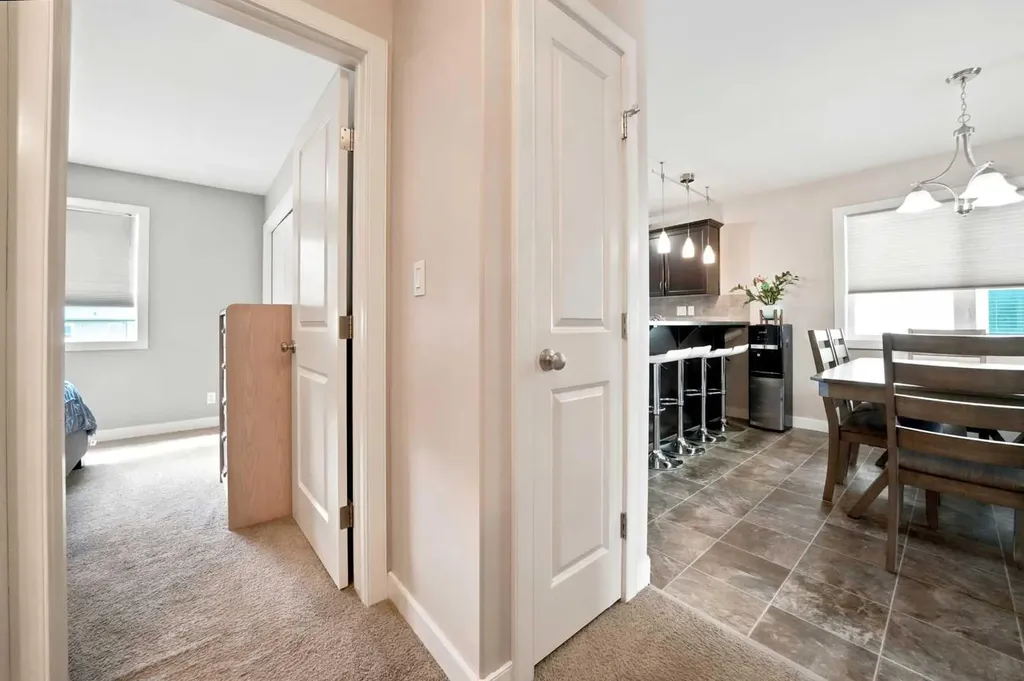 364 Kingston Drive Red Deer AB T4P 0H2