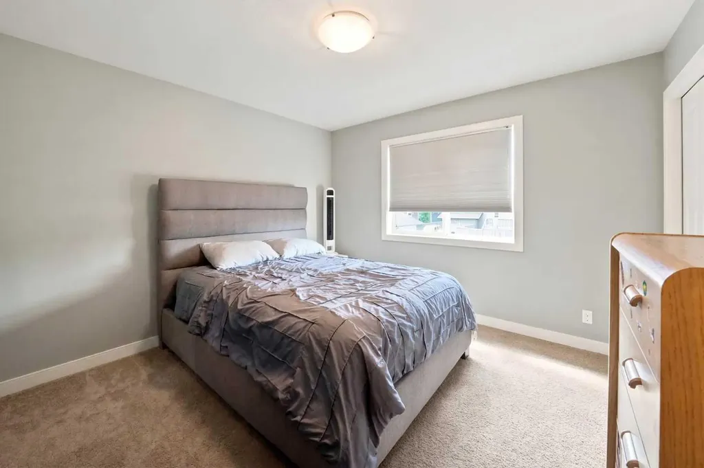 364 Kingston Drive Red Deer AB T4P 0H2