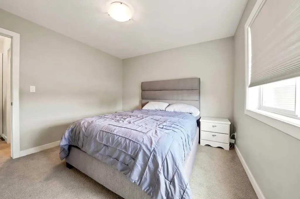 364 Kingston Drive Red Deer AB T4P 0H2