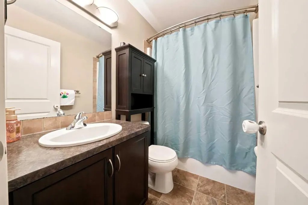 364 Kingston Drive Red Deer AB T4P 0H2