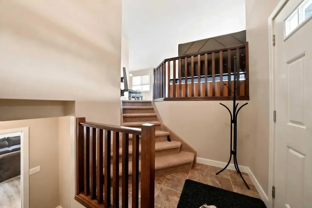 364 Kingston Drive Red Deer AB T4P 0H2