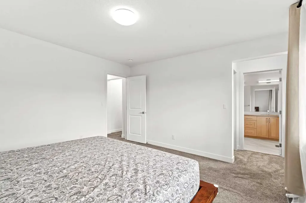 40 Willow Green SW Airdrie AB T4B 5M3