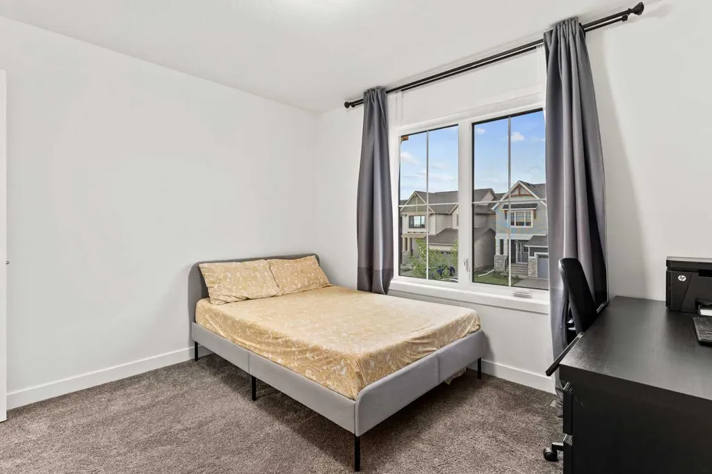 40 Willow Green SW Airdrie AB T4B 5M3
