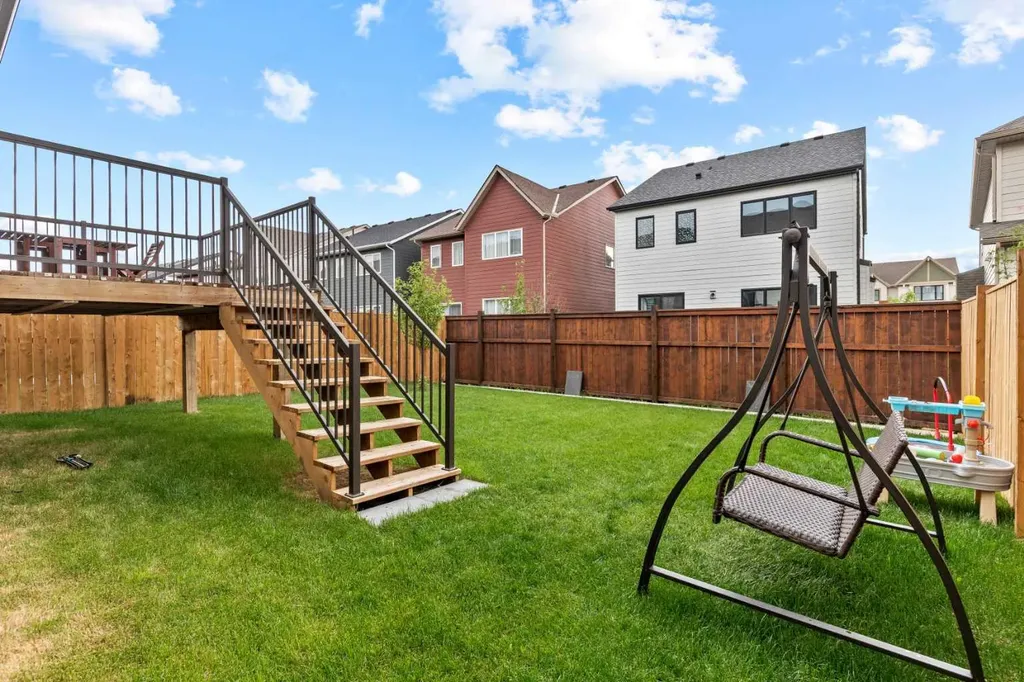 40 Willow Green SW Airdrie AB T4B 5M3