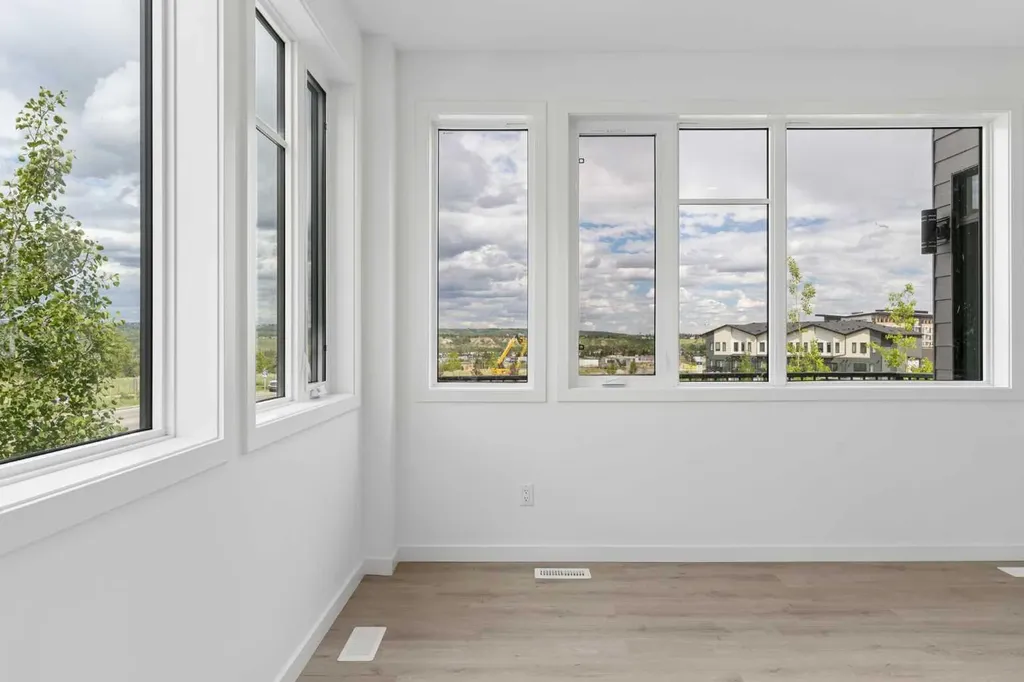 1453 Na'a Drive SW Calgary AB T3H 6H7