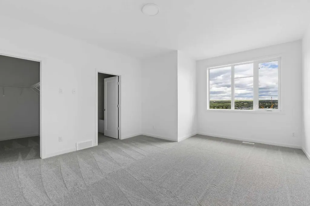 1453 Na'a Drive SW Calgary AB T3H 6H7