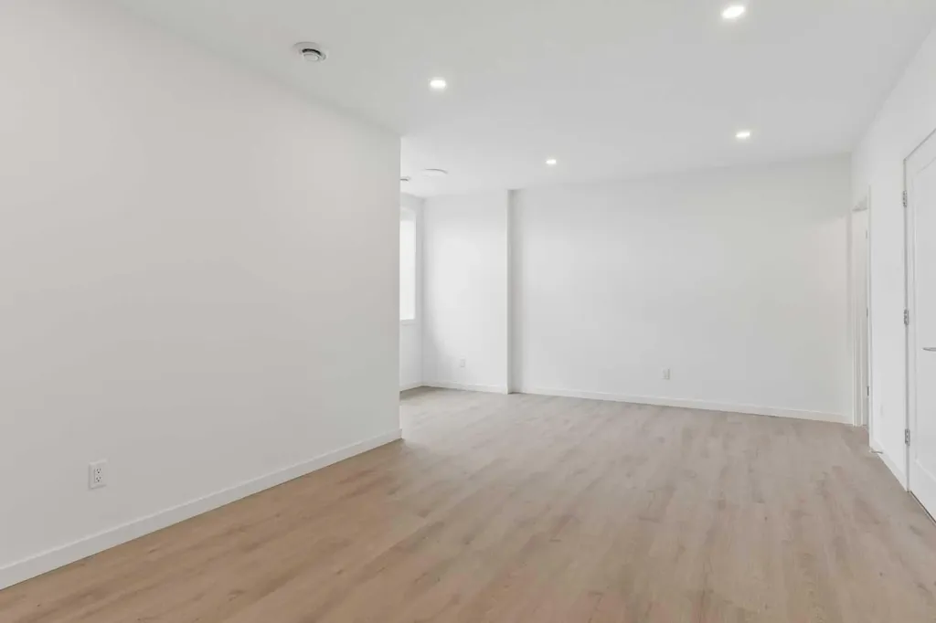1453 Na'a Drive SW Calgary AB T3H 6H7