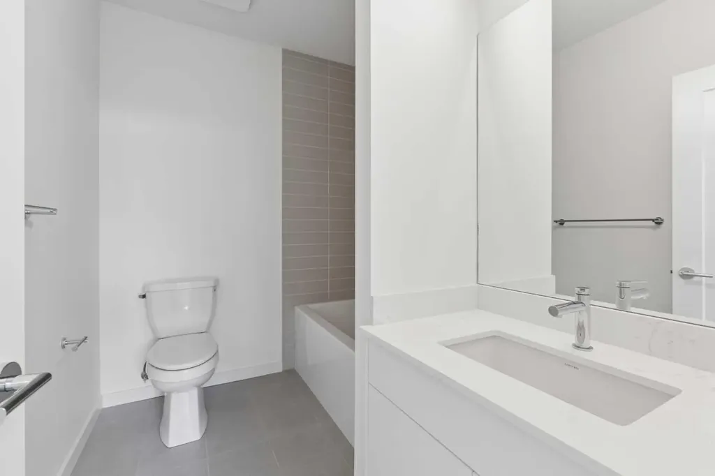 1453 Na'a Drive SW Calgary AB T3H 6H7