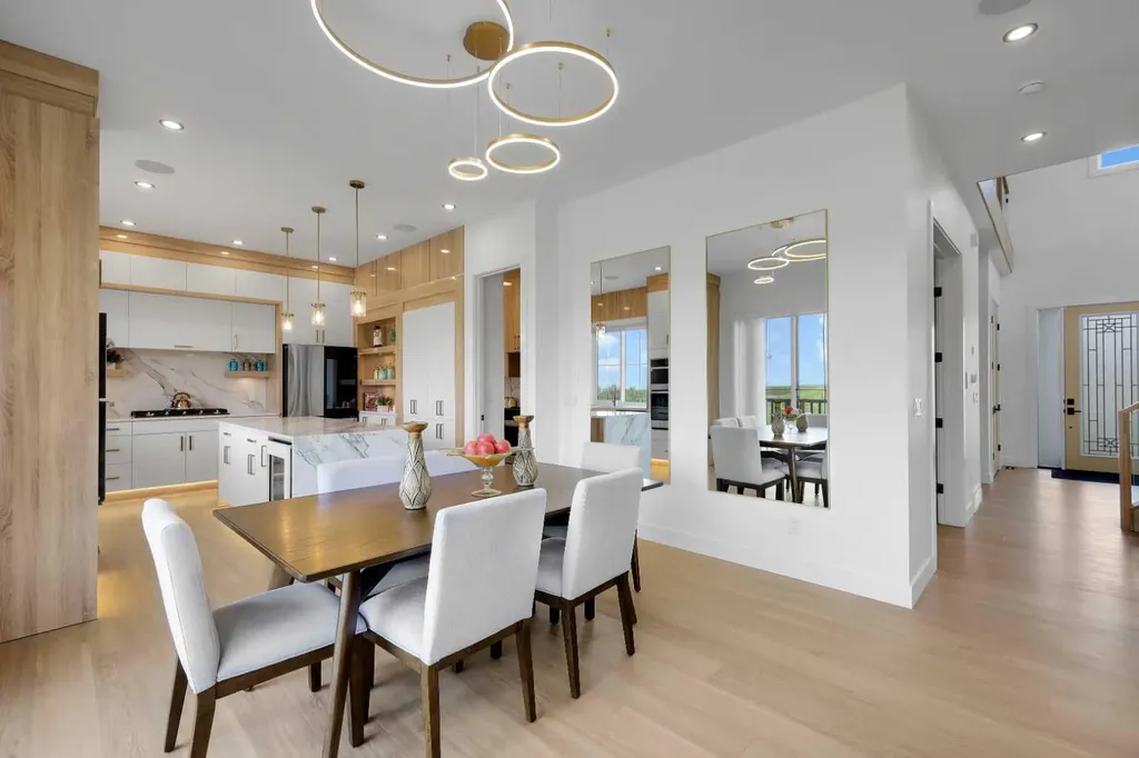 230 Royal Birch View NW Calgary AB T3G 5J8
