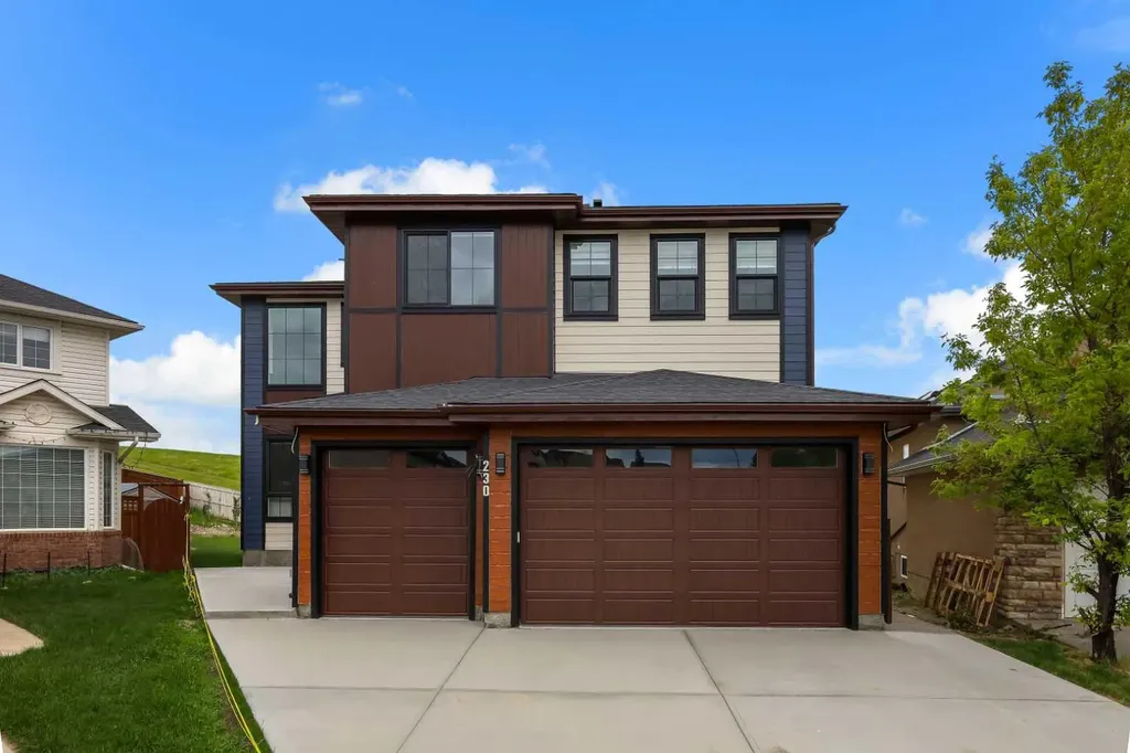 230 Royal Birch View NW Calgary AB T3G 5J8