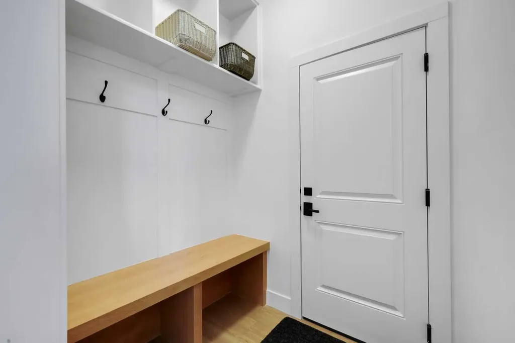 230 Royal Birch View NW Calgary AB T3G 5J8