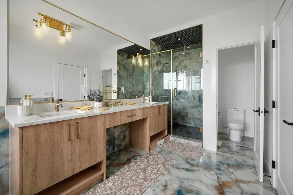 230 Royal Birch View NW Calgary AB T3G 5J8
