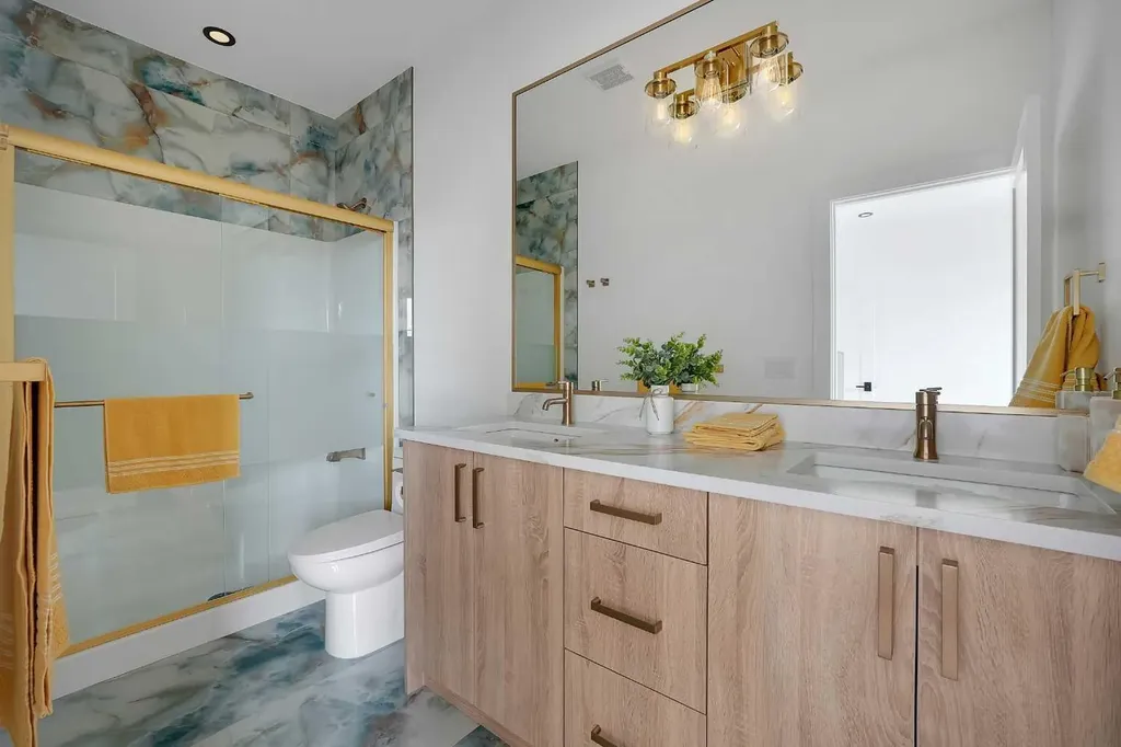 230 Royal Birch View NW Calgary AB T3G 5J8