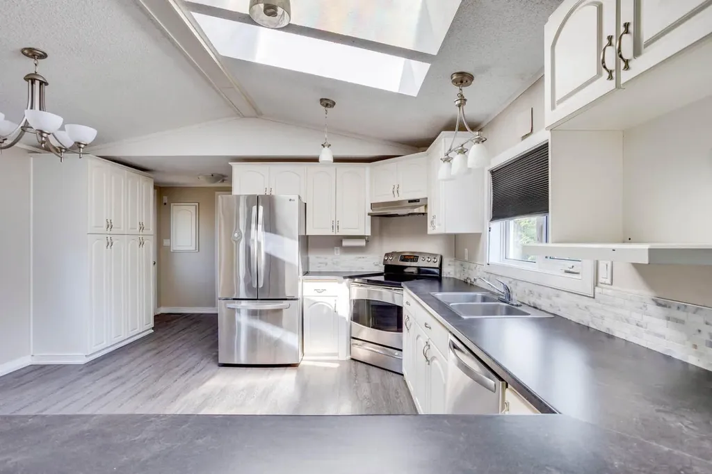 132 Gregoire Crescent Fort Mcmurray AB T9H 2L2