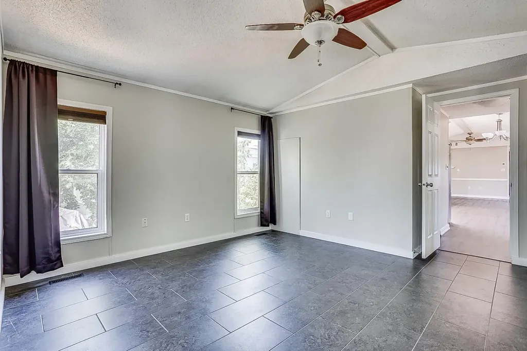 132 Gregoire Crescent Fort Mcmurray AB T9H 2L2