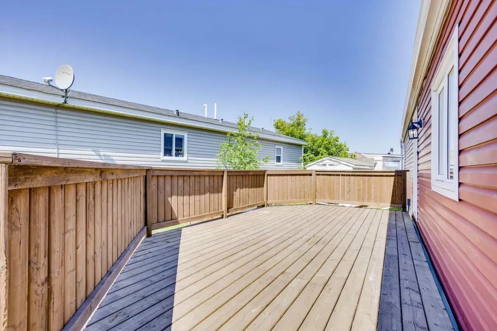 132 Gregoire Crescent Fort Mcmurray AB T9H 2L2