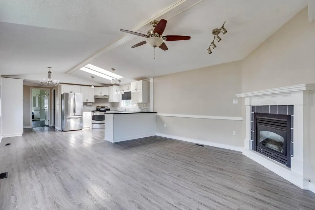 132 Gregoire Crescent Fort Mcmurray AB T9H 2L2