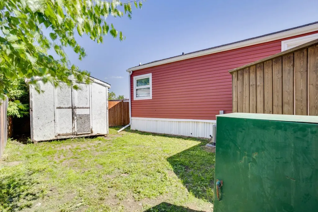 132 Gregoire Crescent Fort Mcmurray AB T9H 2L2