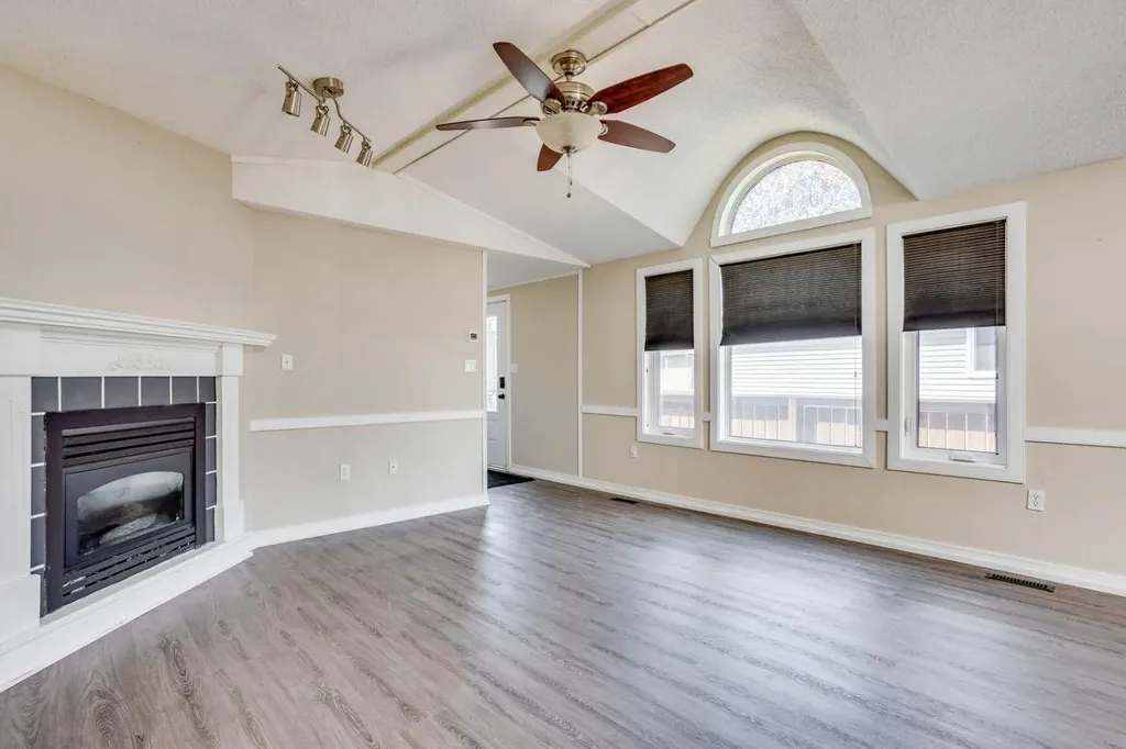 132 Gregoire Crescent Fort Mcmurray AB T9H 2L2