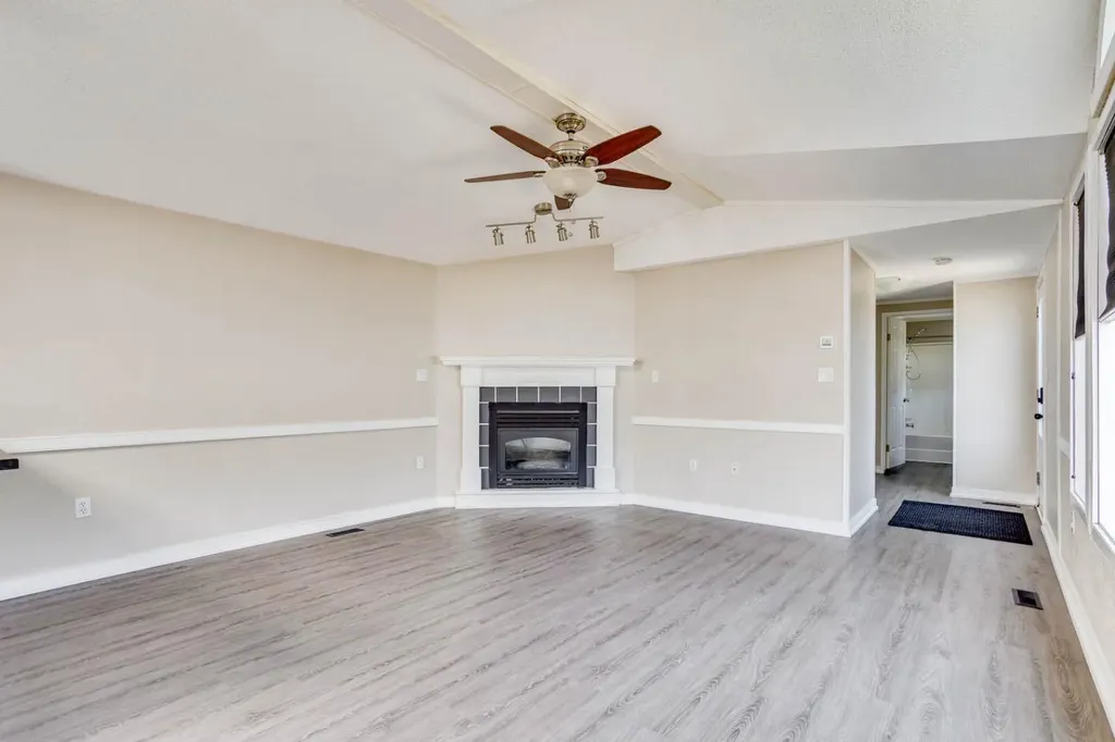 132 Gregoire Crescent Fort Mcmurray AB T9H 2L2