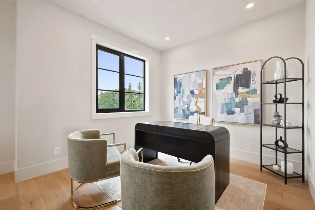 1700 73 Street SW Calgary AB T3H0J6